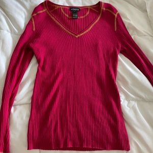 Athlete L V neck ribbed hot pink long sleeve shirt